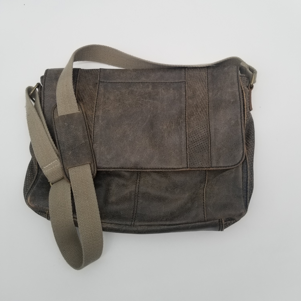 Black Rivet | Distressed Leather Messenger Bag